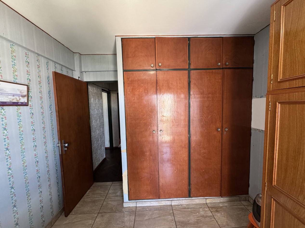 EN VENTA DEPARTAMENTO DE 2 DORMITORIOS CON COCHERA