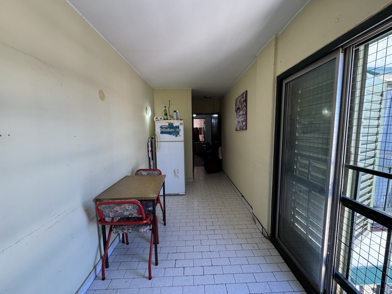 EN VENTA DEPARTAMENTO DE 2 DORMITORIOS CON COCHERA