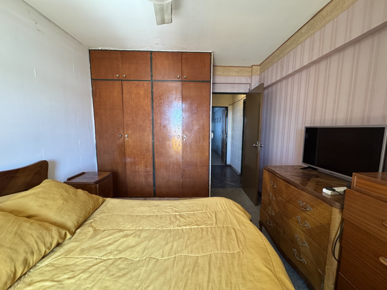 EN VENTA DEPARTAMENTO DE 2 DORMITORIOS CON COCHERA
