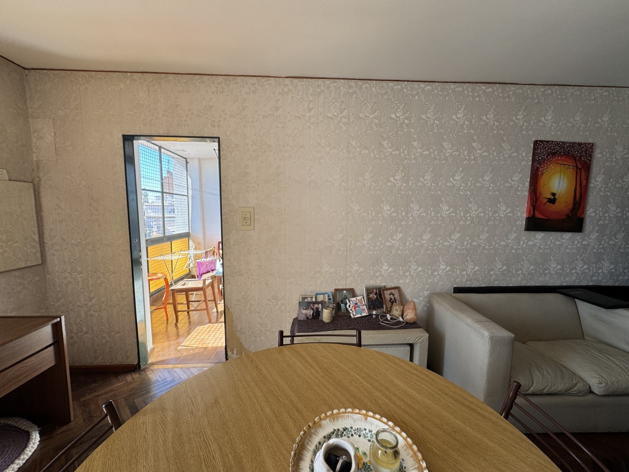 EN VENTA DEPARTAMENTO DE 2 DORMITORIOS CON COCHERA