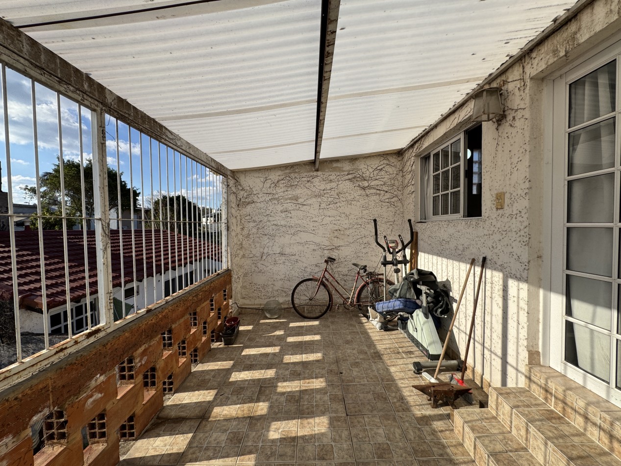 SE VENDE CASA ZONA RACEDO Y AV. DE LAS AMERICAS