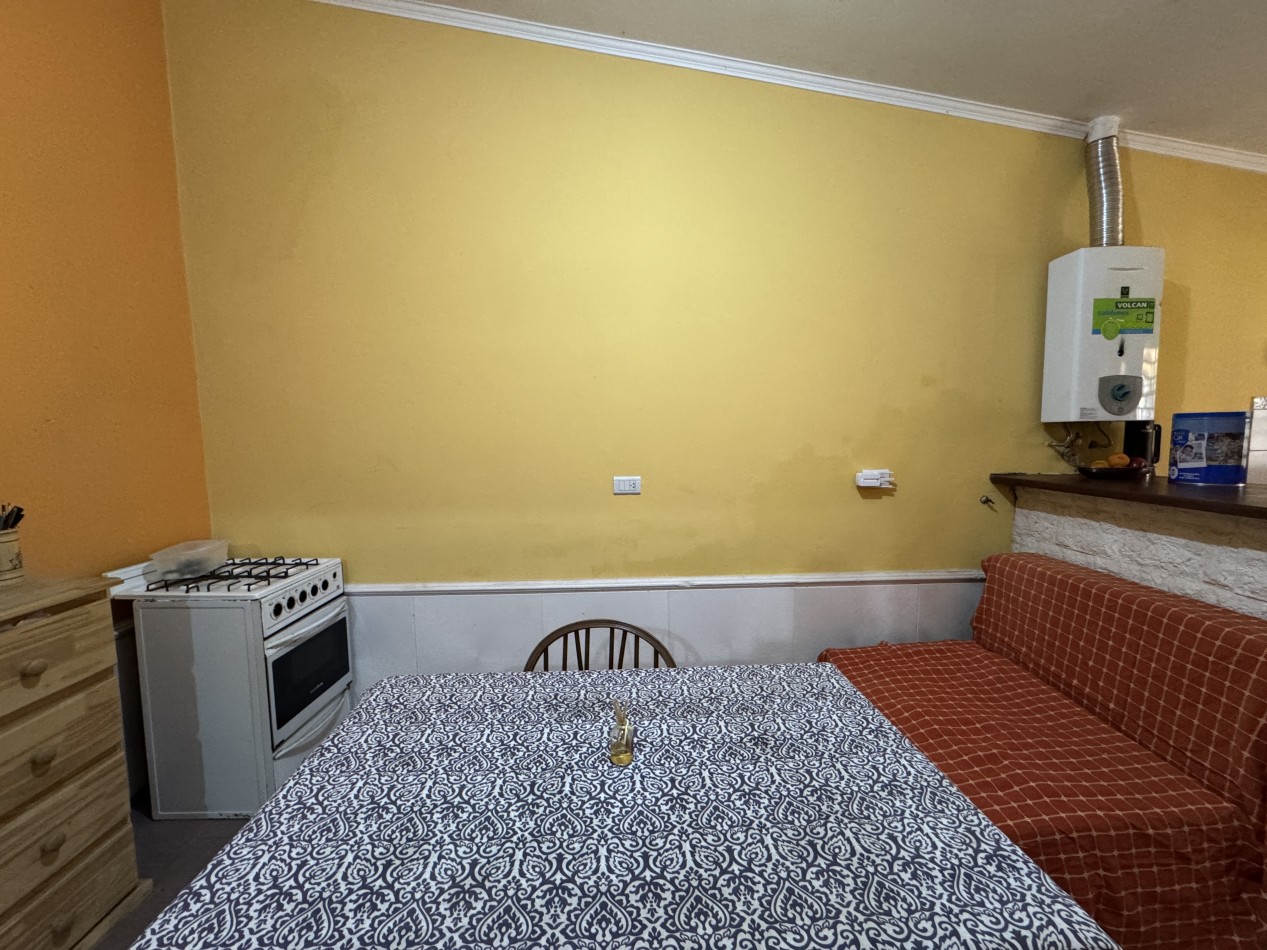 SE VENDE CASA ZONA RACEDO Y AV. DE LAS AMERICAS