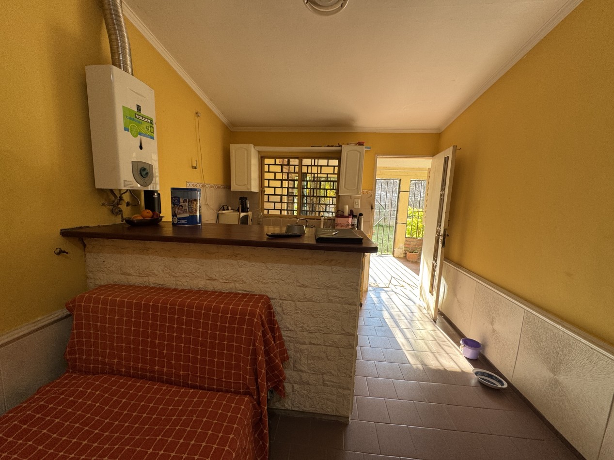 SE VENDE CASA ZONA RACEDO Y AV. DE LAS AMERICAS