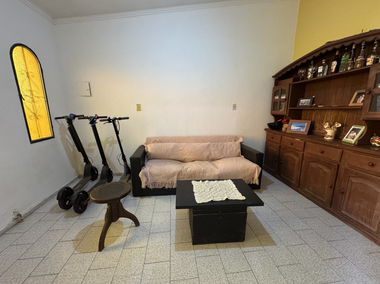 SE VENDE CASA ZONA RACEDO Y AV. DE LAS AMERICAS