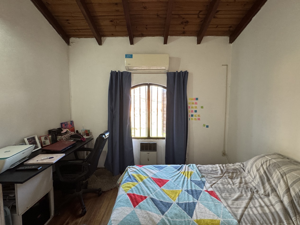SE VENDE CASA ZONA RACEDO Y AV. DE LAS AMERICAS