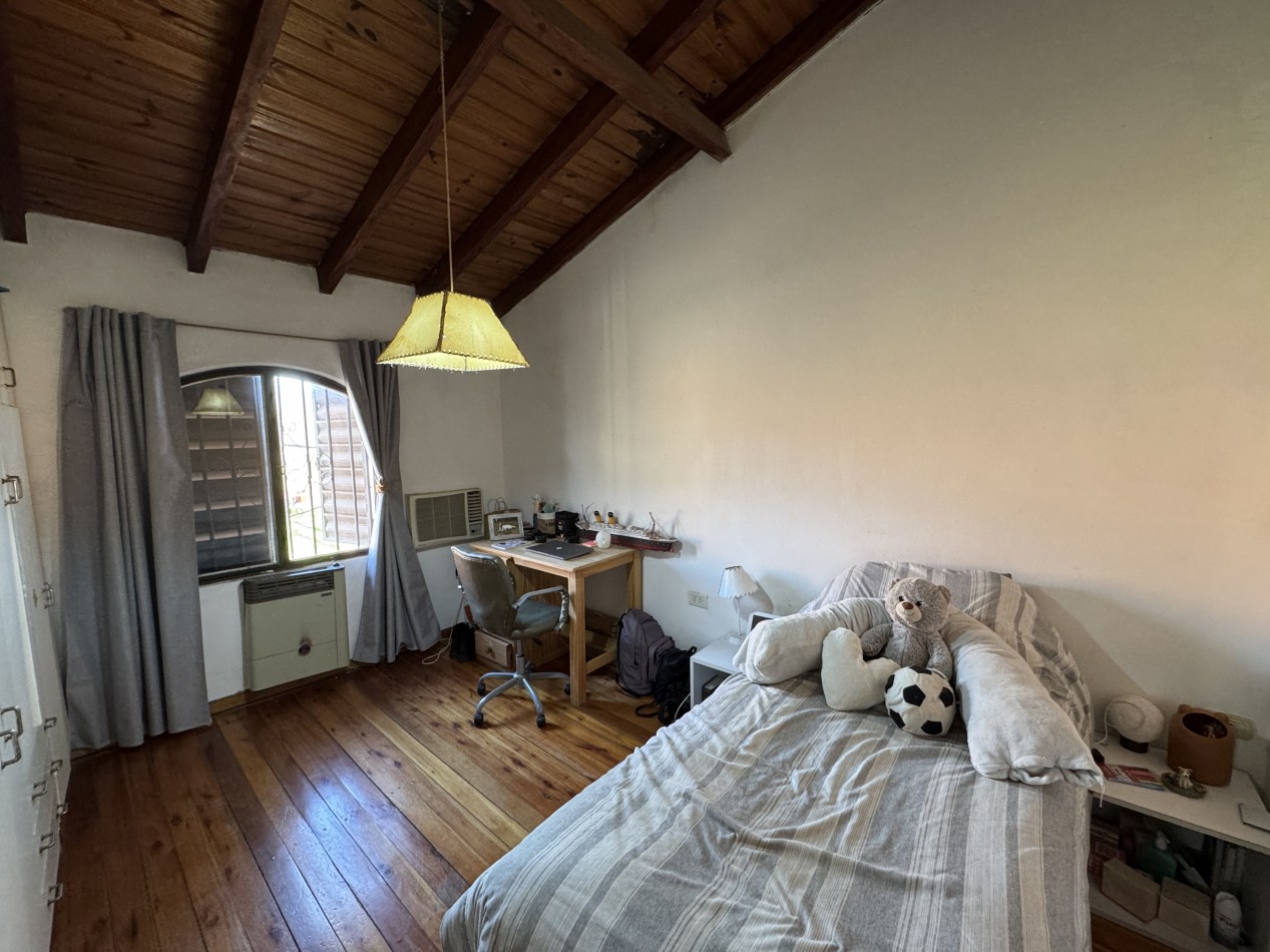 SE VENDE CASA ZONA RACEDO Y AV. DE LAS AMERICAS