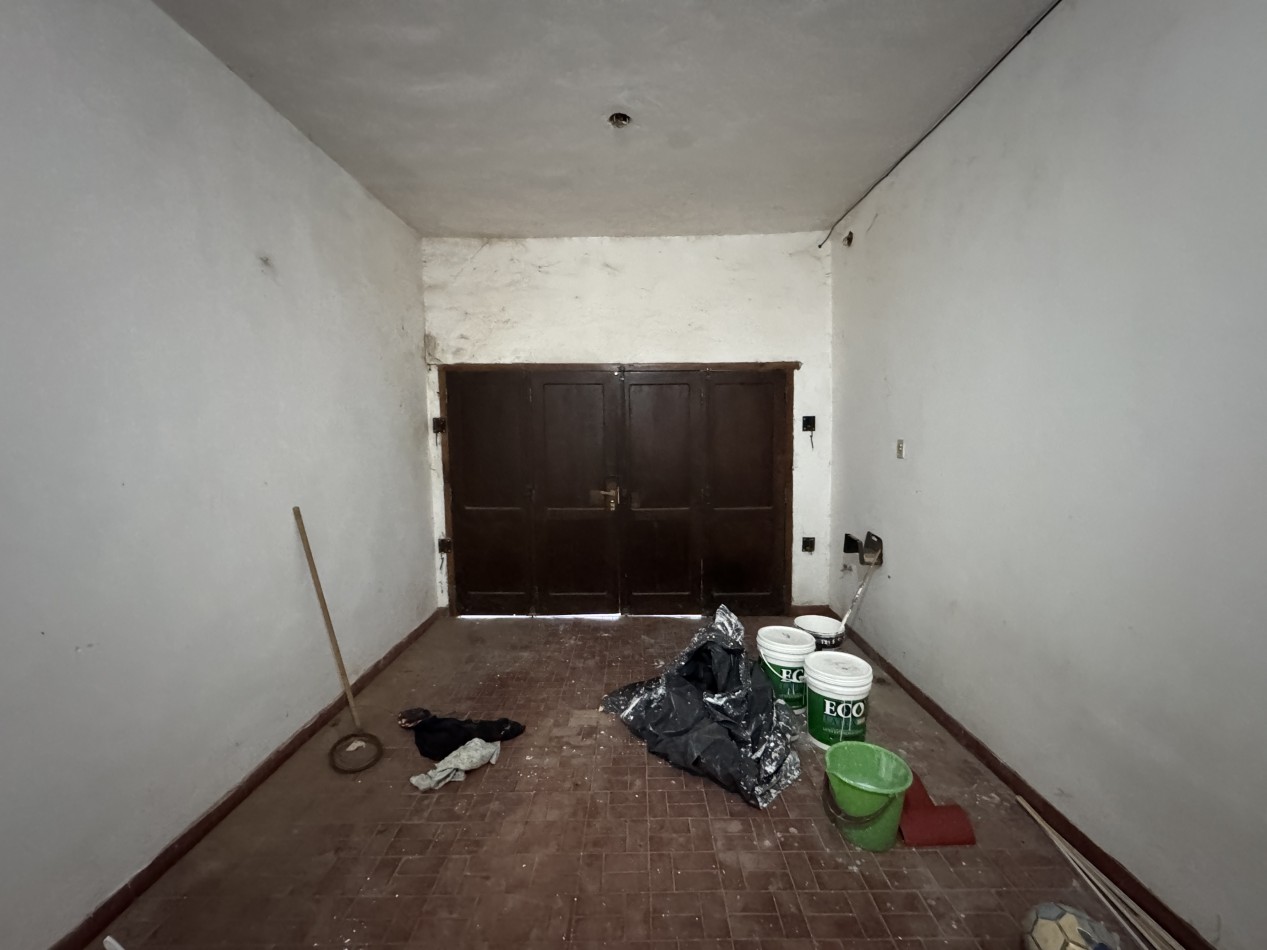 CASA EN VENTA - zona Av. de las Americas y Sarobe