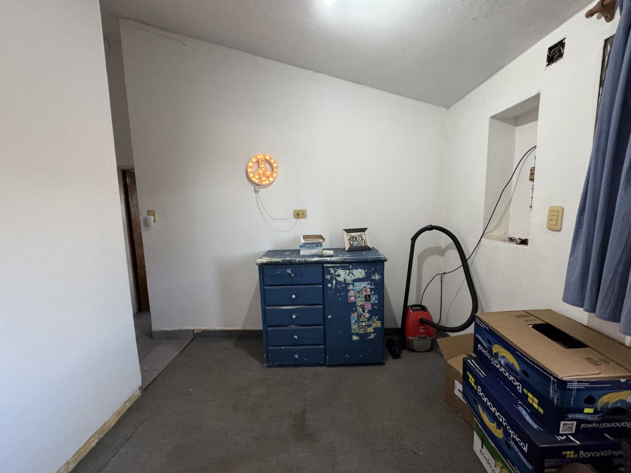 CASA EN VENTA - zona Av. de las Americas y Sarobe