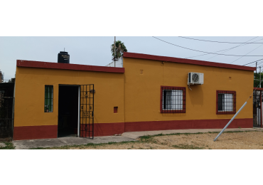 SE VENDE CASA 2 DORMITORIOS