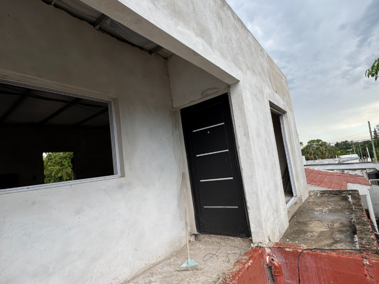 SE VENDE CASA ZONA GARRIGO Y MIGUEL DAVID