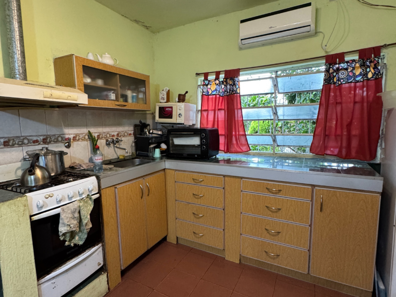 SE VENDE CASA ZONA GARRIGO Y MIGUEL DAVID
