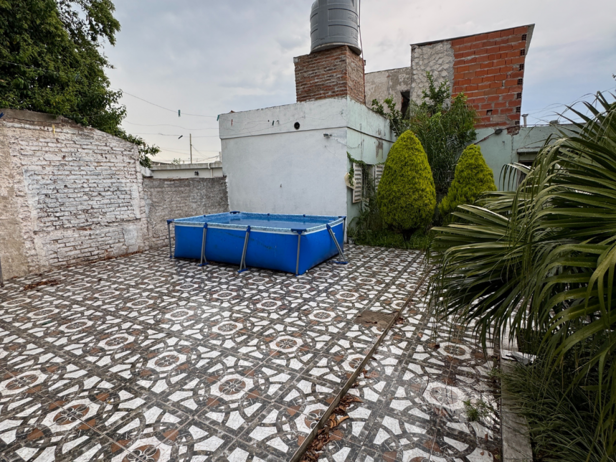 SE VENDE CASA ZONA GARRIGO Y MIGUEL DAVID