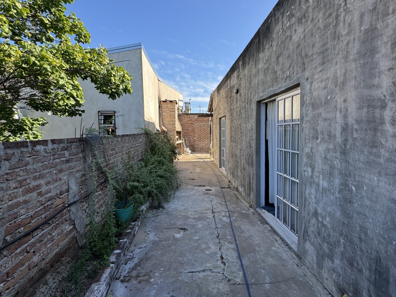 SE VENDE INMUEBLE SOBRE CALLE CERVANTES