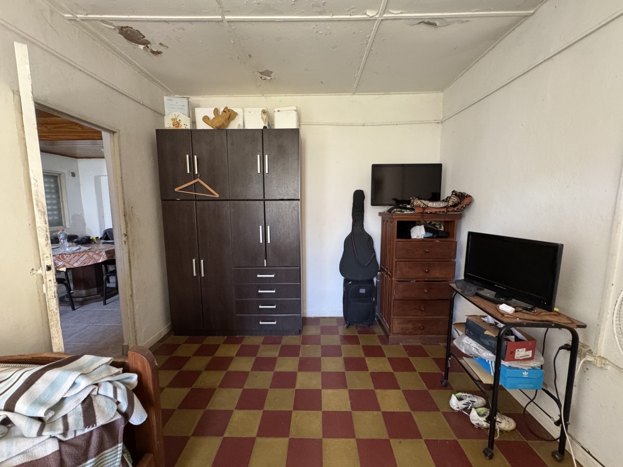 SE VENDE CASA A MEDIA CUADRA DE AV. ALMAFUERTE