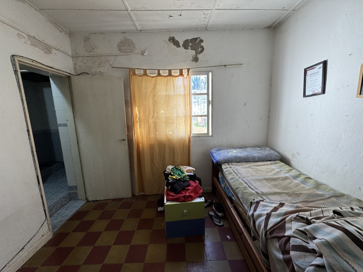 SE VENDE CASA A MEDIA CUADRA DE AV. ALMAFUERTE