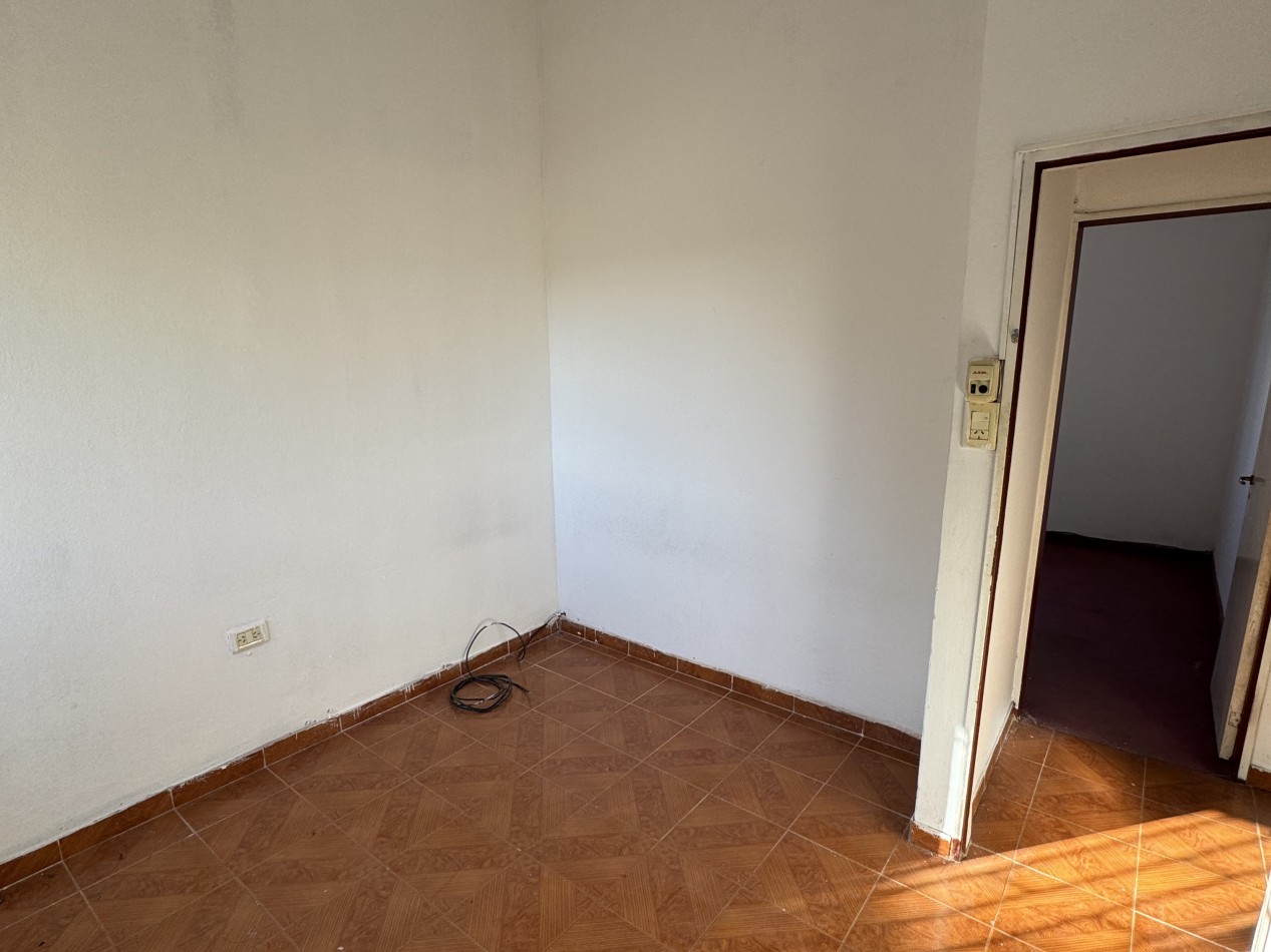 SE VENDE CASA ZONA ALTE. BROWN Y MANUEL CRESPO