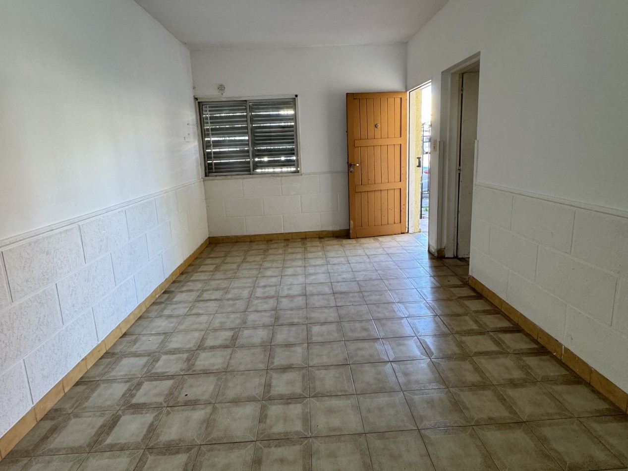 SE VENDE CASA ZONA ALTE. BROWN Y MANUEL CRESPO