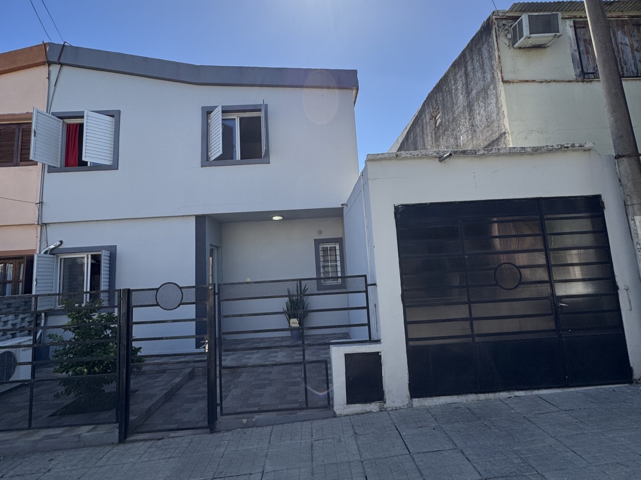 SE VENDE PROPIEDAD DE 4 DORM. ZONA BROWN Y CIRCUNVALACION 