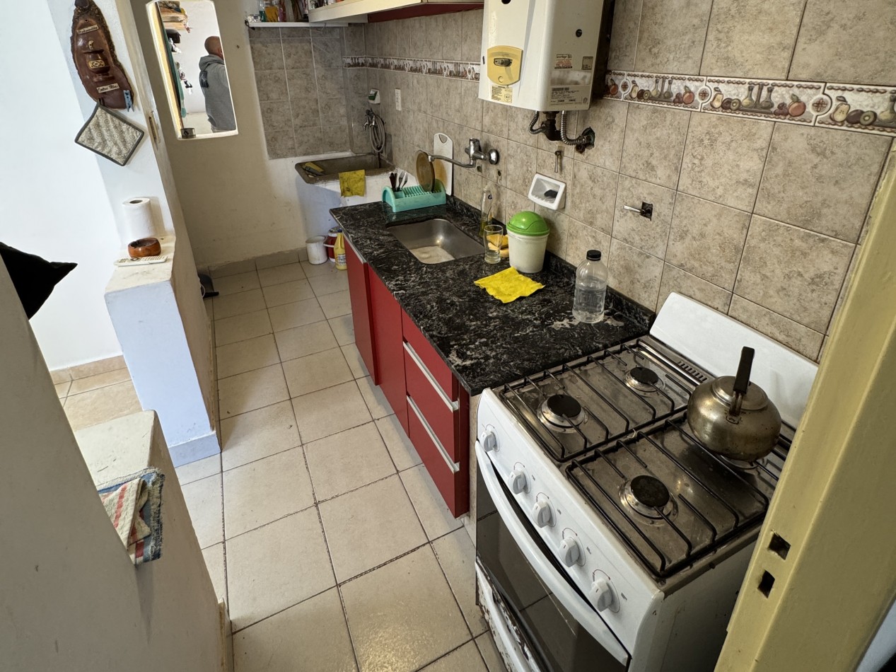 SE VENDE PROPIEDAD DE 4 DORM. ZONA BROWN Y CIRCUNVALACION 