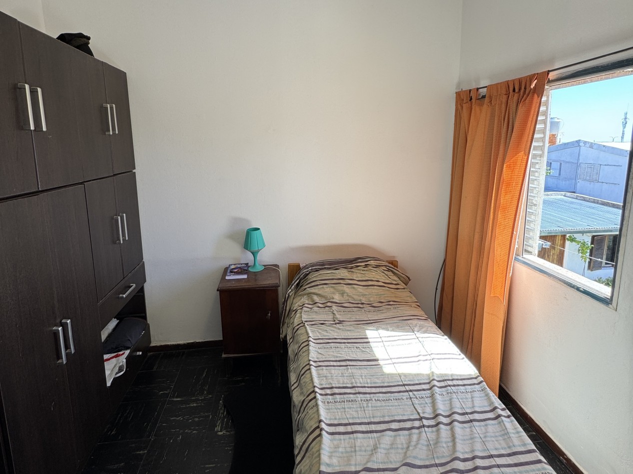 SE VENDE PROPIEDAD DE 4 DORM. ZONA BROWN Y CIRCUNVALACION 