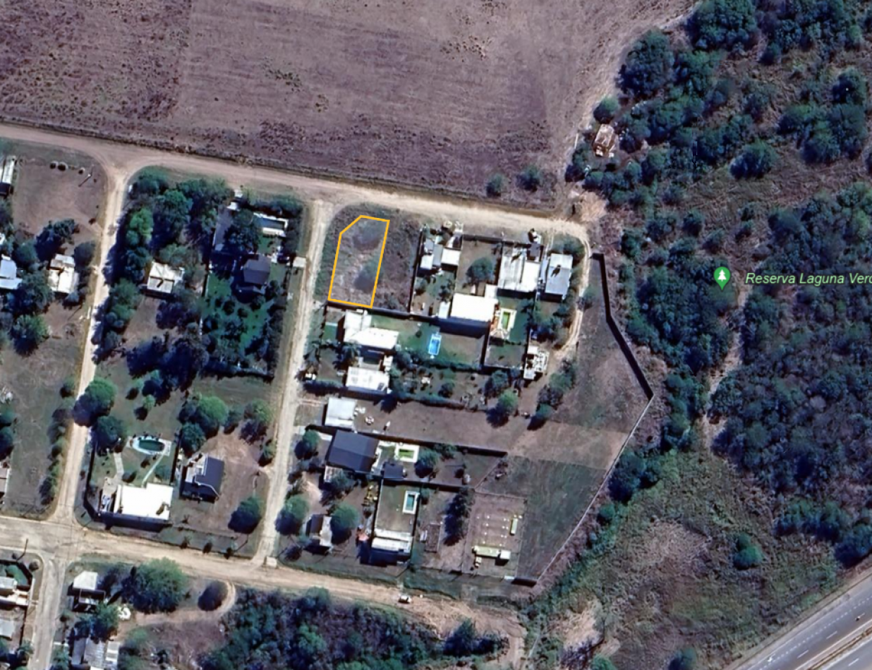 Terreno en venta en Colonia Avellaneda - 480 m² en esquina sobre calle Parana