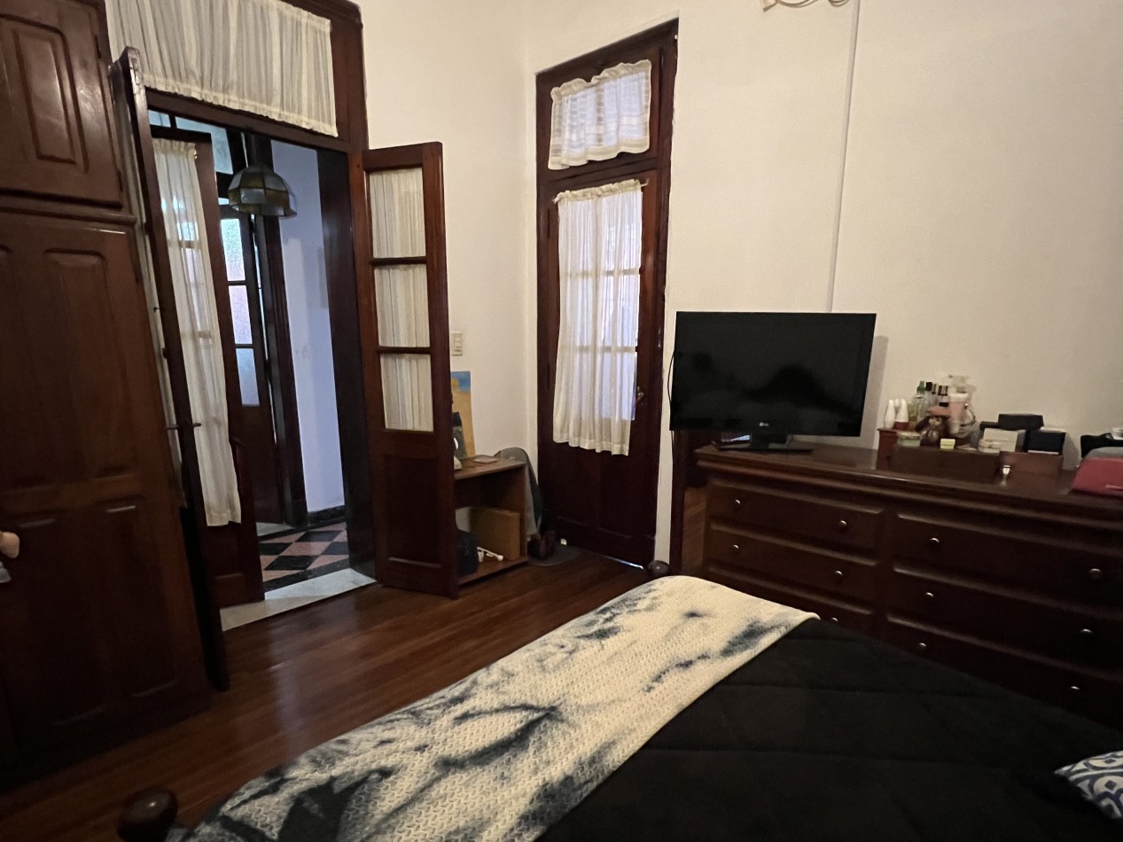 Casa en venta en zona centrica de Parana - Amplio terreno, pileta, quincho y excelente ubicacion