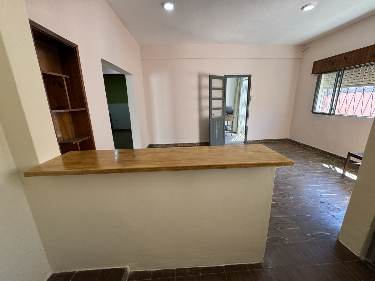 Casa en venta en zona Don Bosco y Diaz Velez - Dos viviendas ideales para familia e inversion