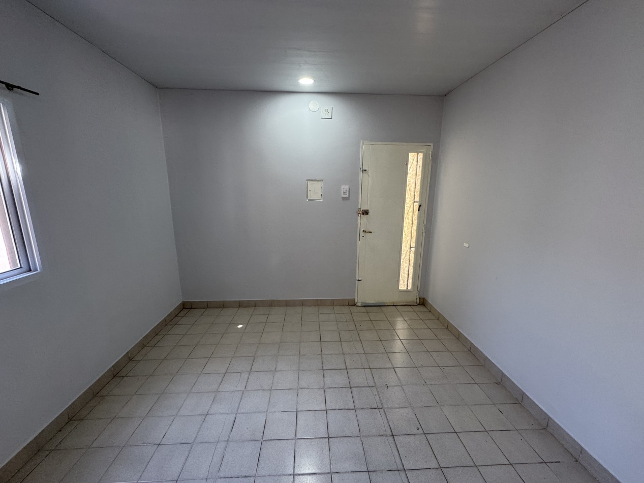 Casa en venta en zona Don Bosco y Diaz Velez - Dos viviendas ideales para familia e inversion