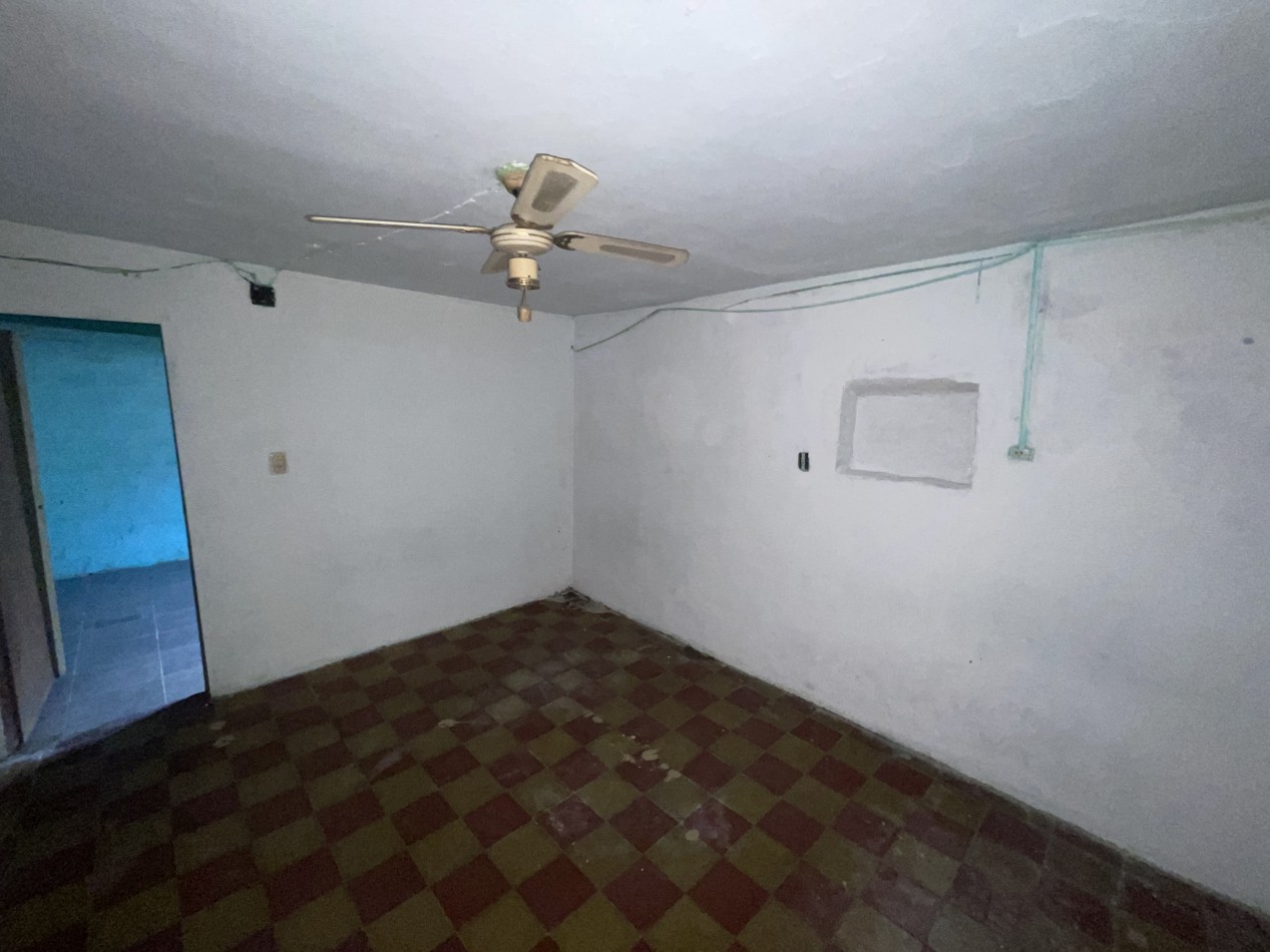 Casa a reciclar con gran terreno y potencial de renta - Zona Brown y Rondeau en Parana