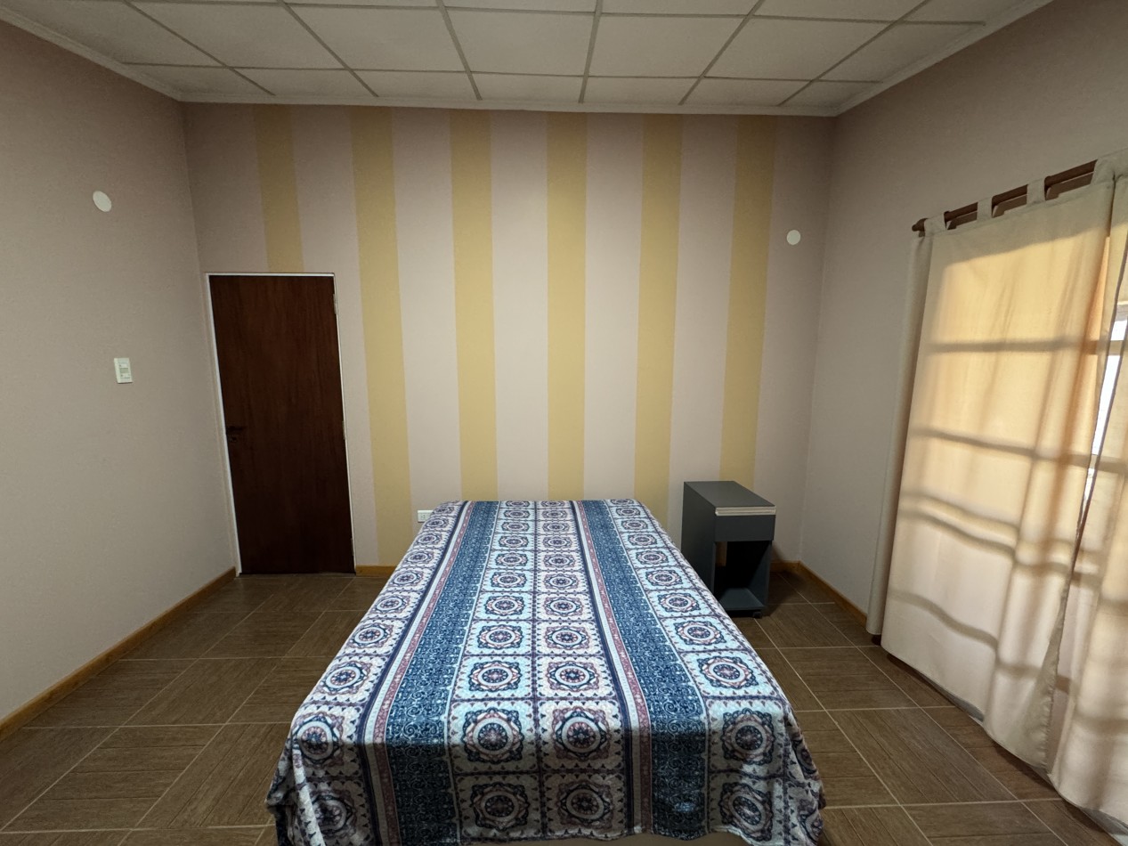 Casa de 2 dormitorios con pileta en terreno de 1.000 m² - Colonia Avellaneda