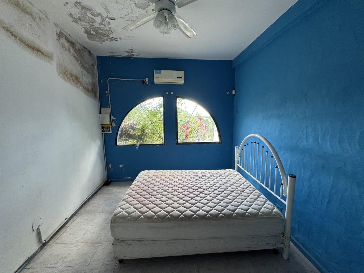 Casa con vista al rio y pileta | A refaccionar | - Frente al camping en Villa Urquiza, Entre Rios