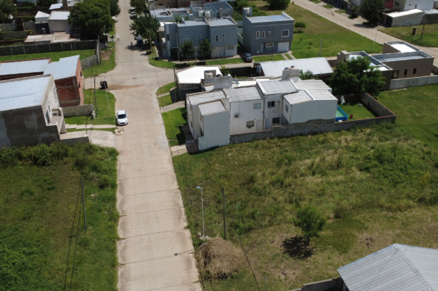 Terreno de 300 m² en zona Churruarin y Gobernador Crespo - Listo para escriturar en Parana