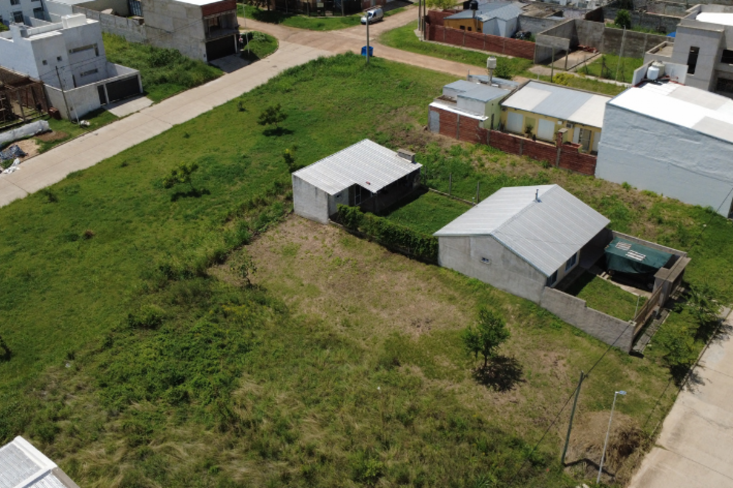 Terreno de 300 m² en zona Churruarin y Gobernador Crespo - Listo para escriturar en Parana