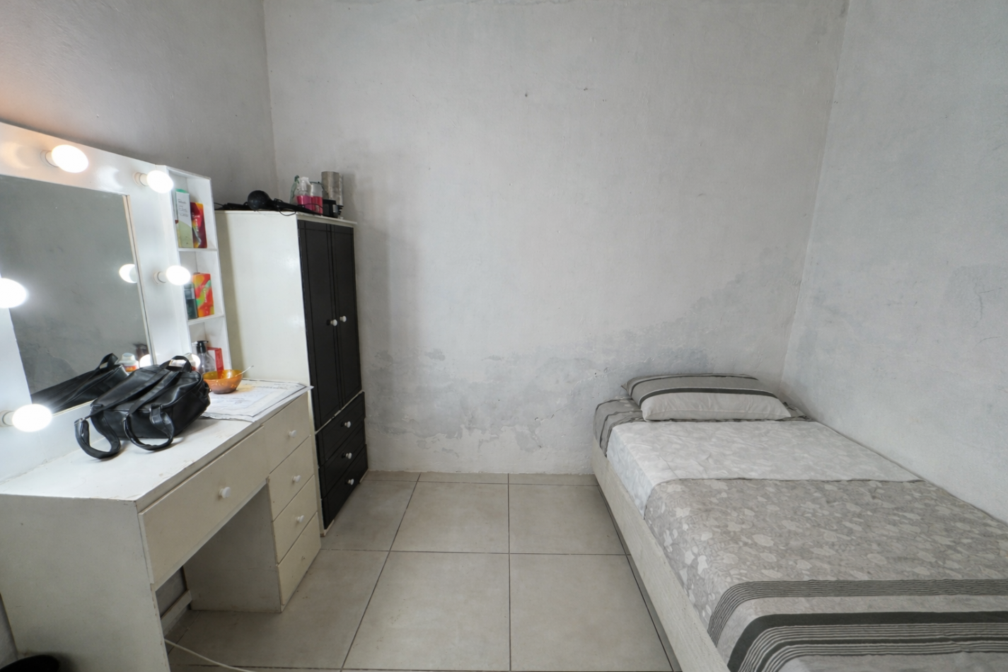 Casa de 2 dormitorios apta credito con patio