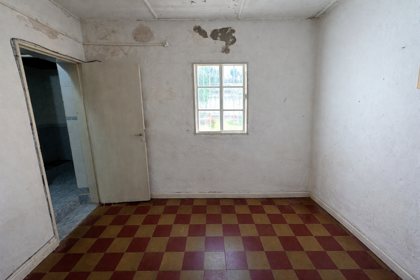 Casa de 2 dormitorios con patio y quincho - A media cuadra de Av. Almafuerte en Parana