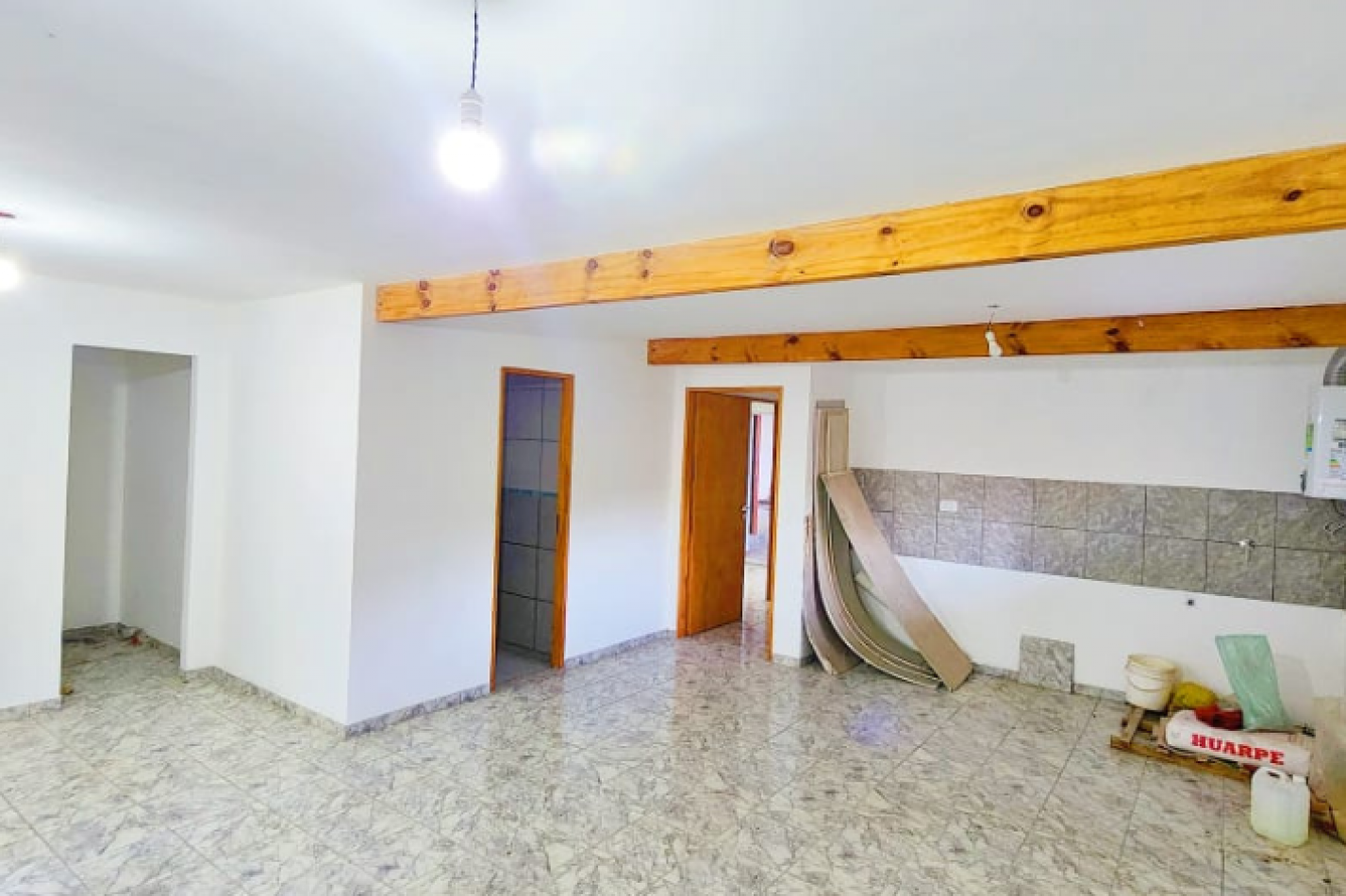 Casa a estrenar de 2 dormitorios con quincho y estudio independiente - Apta credito en Colonia Avellaneda