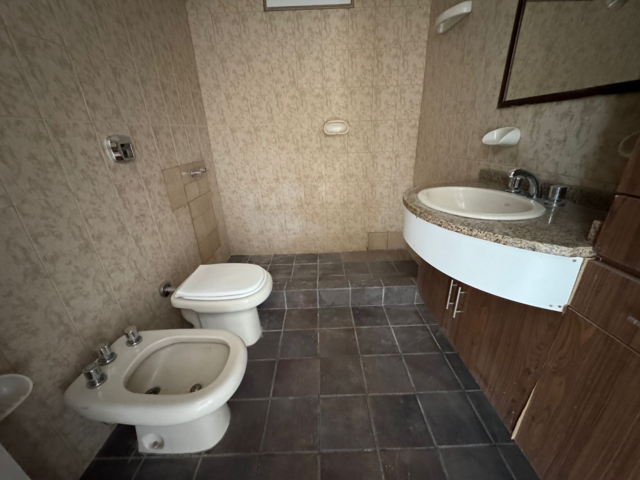 Alquiler departamento de 1 dormitorio a estrenar - Primer piso por escalera en centro de Parana