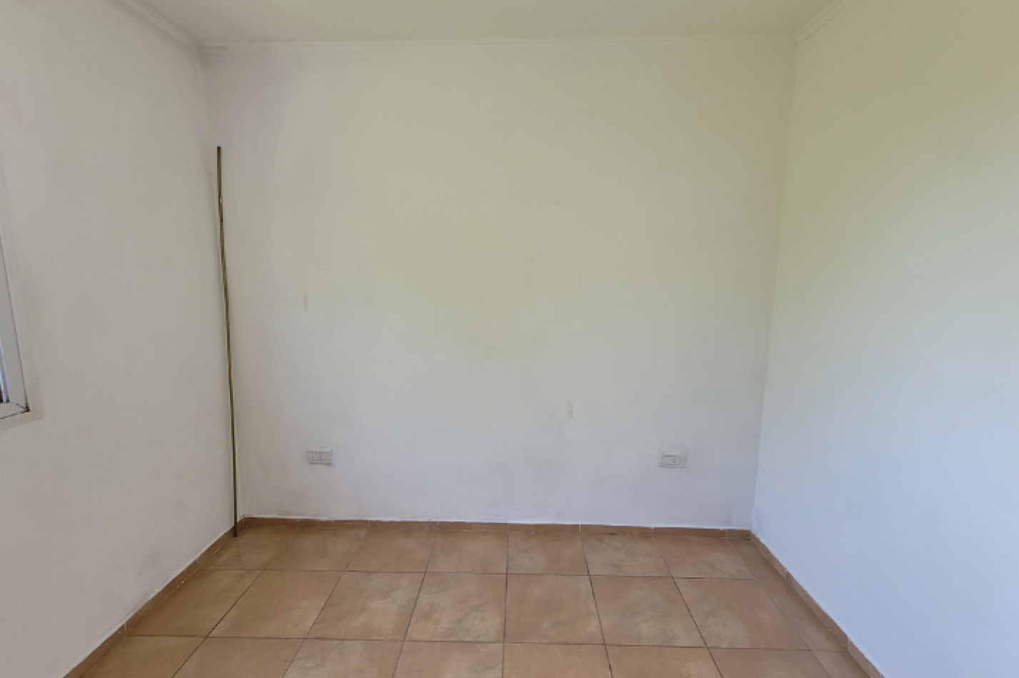 Alquiler departamento de 1 dormitorio - 3° piso por escalera en zona Churruarin, Parana