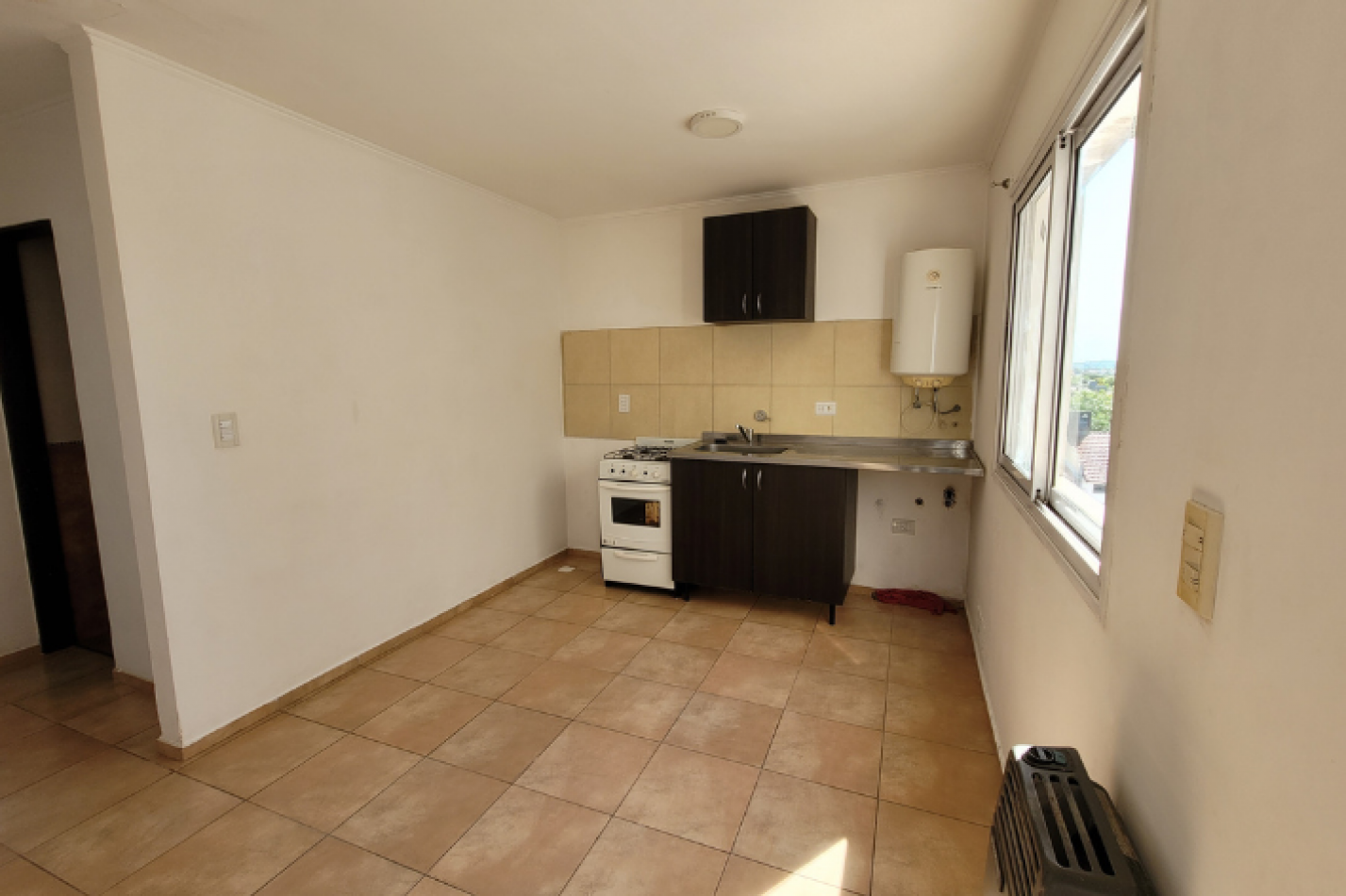 Alquiler departamento de 1 dormitorio - 3° piso por escalera en zona Churruarin, Parana