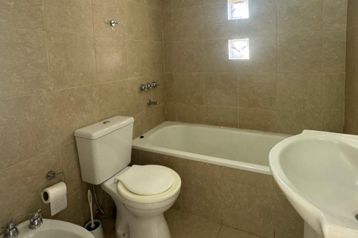 Alquiler departamento de 1 dormitorio - Piso 11 en zona Paraguay, Parana