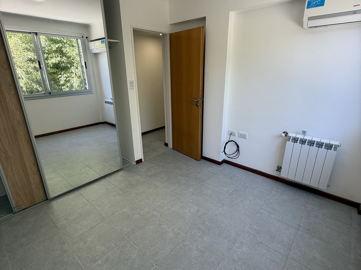 Alquiler departamento de 2 dormitorios con cochera - Zona Parque en Parana