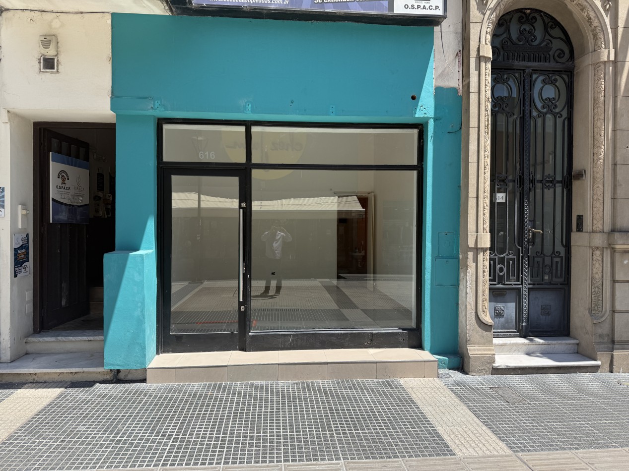 Alquiler local comercial en peatonal San Martin - Maxima visibilidad en Parana