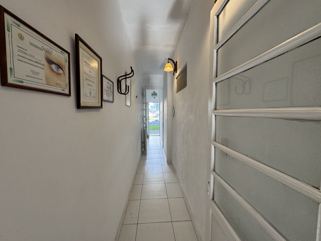 Departamento + local comercial - Ideal renta en zona Peron y Feliciano, Parana