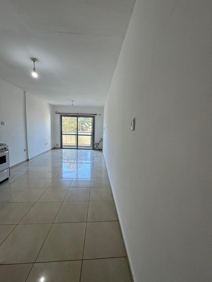ALQUILER - Departamento de un ambiente con balcon | Zona facultades - Rosario del Tala y La Rioja