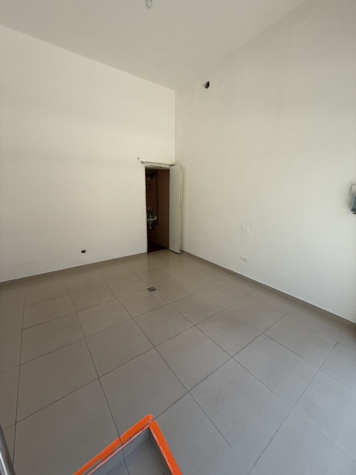 Alquiler local comercial en peatonal San Martin - Maxima visibilidad en Parana