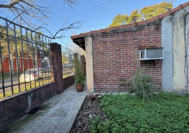 SE VENDE CASA ZONA MIGUEL DAVID Y ARTIGAS
