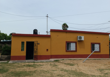 SE VENDE CASA 2 DORMITORIOS 