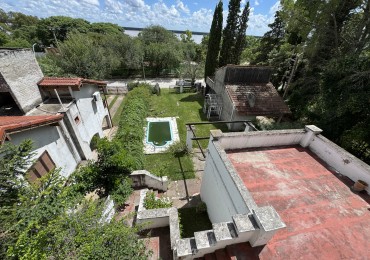 Casa con vista al rio y pileta | A refaccionar | - Frente al camping en Villa Urquiza, Entre Rios