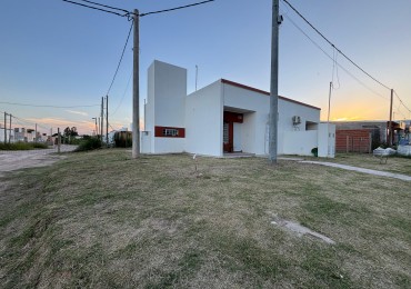 Casa a estrenar de 1 dormitorio con patio en Parana